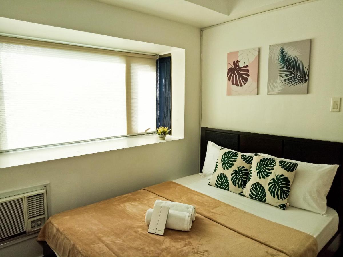 Appartement Forbes Area Bgc Taguig Manille Extérieur photo