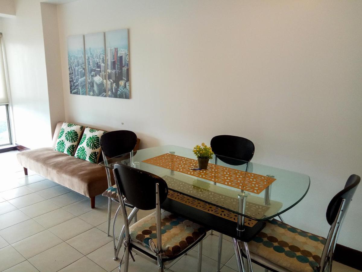 Appartement Forbes Area Bgc Taguig Manille Extérieur photo